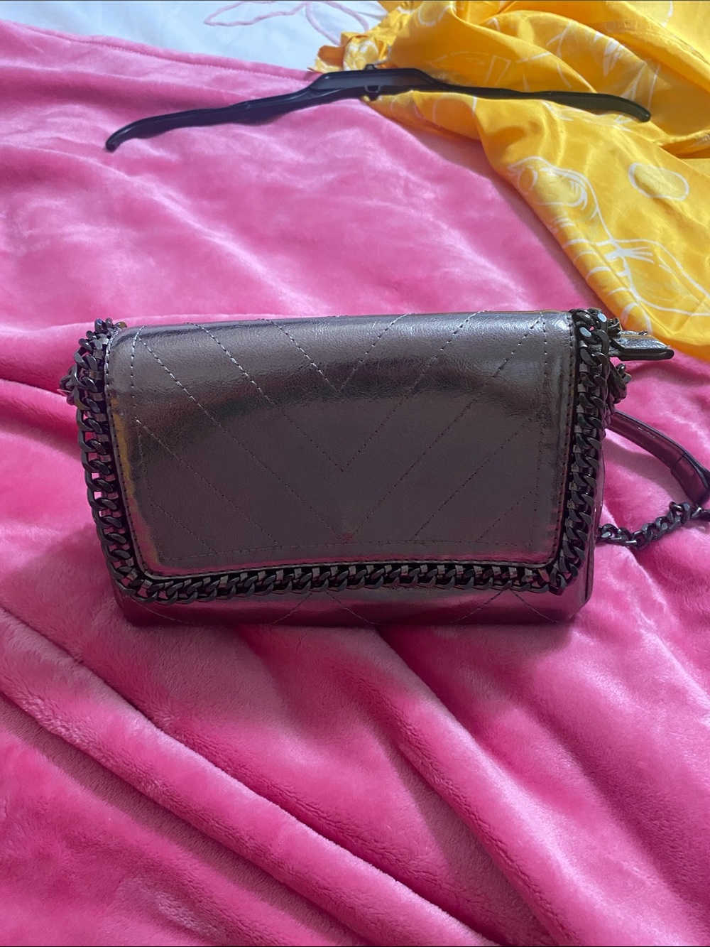 Metallic Gunmetal Chain-Trim Crossbody Bag ALDO